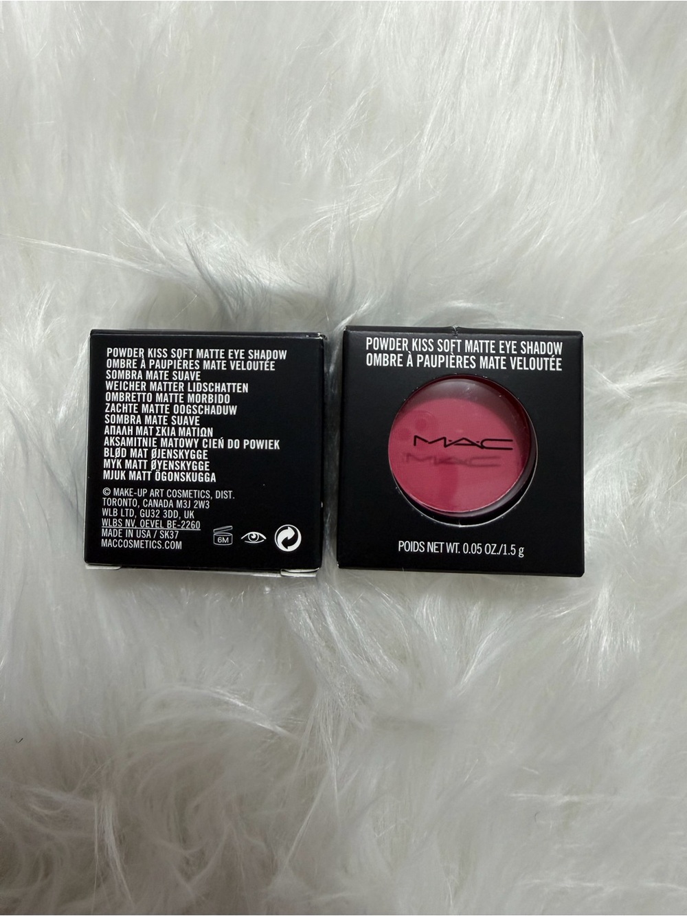 MAC Cosmetics Powder Kiss Soft Matte Eye Shadow - FALL IN LOVE